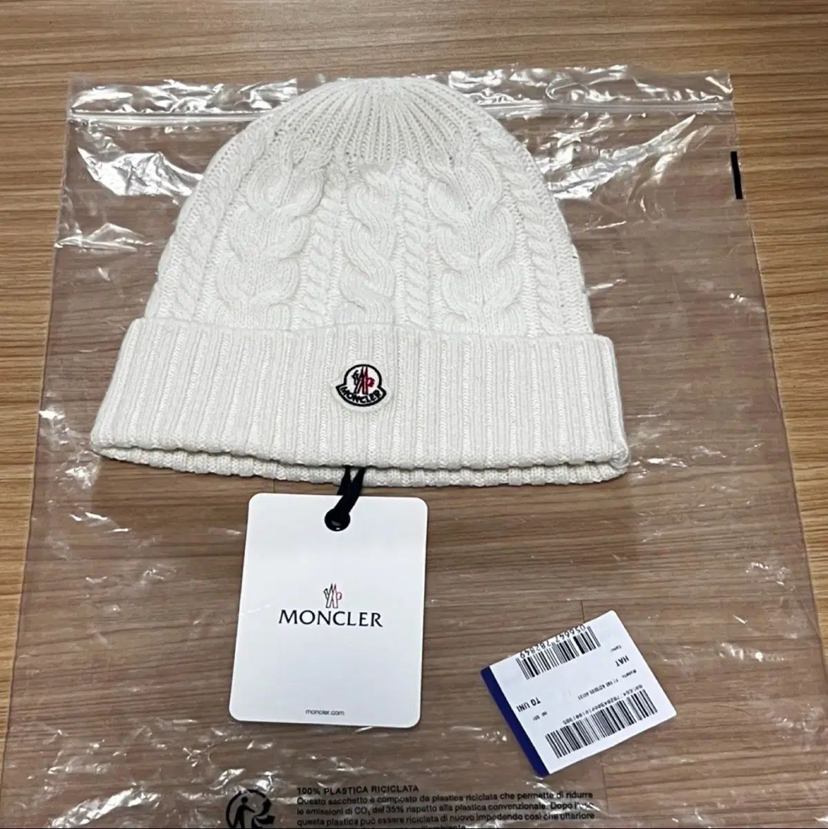 モンクレール ニット帽 MONCLER ニットキャップ ブラック ビーニー
