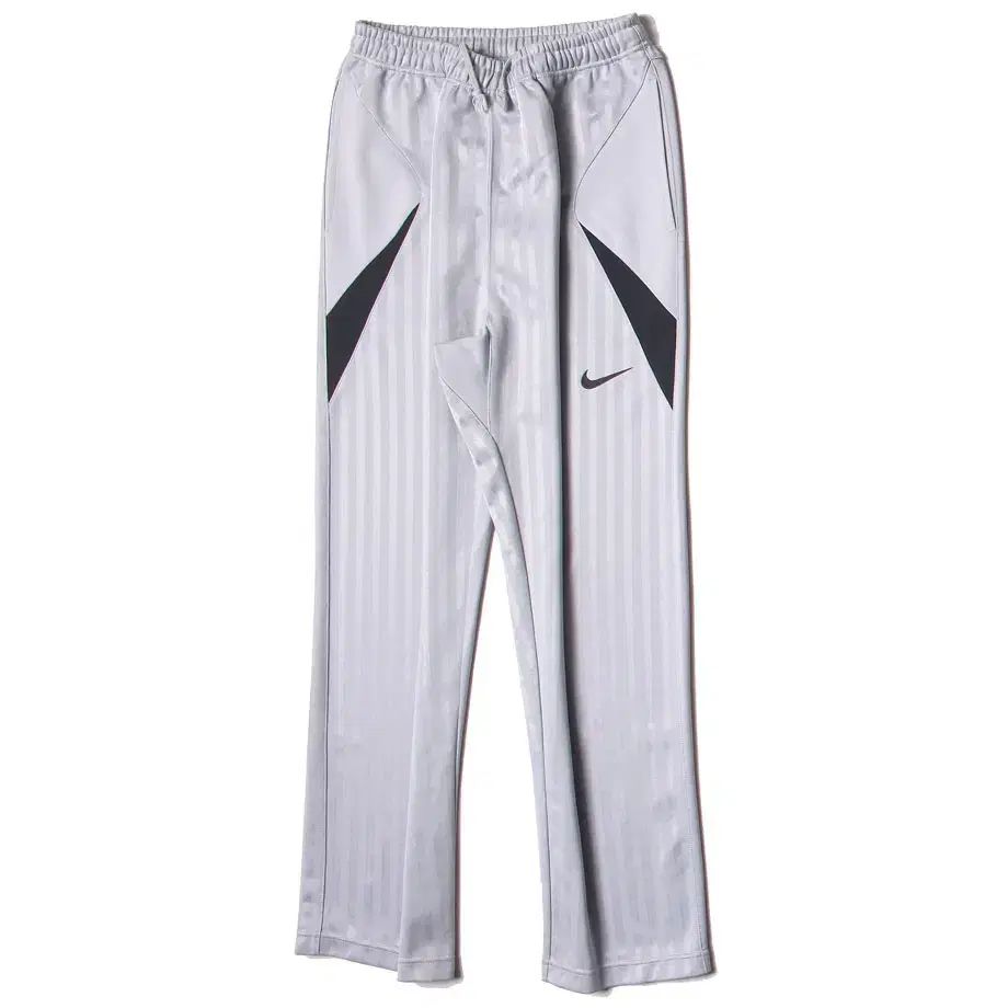 30 NIKEジャパン トラックパンツ セミ ルーズ 906