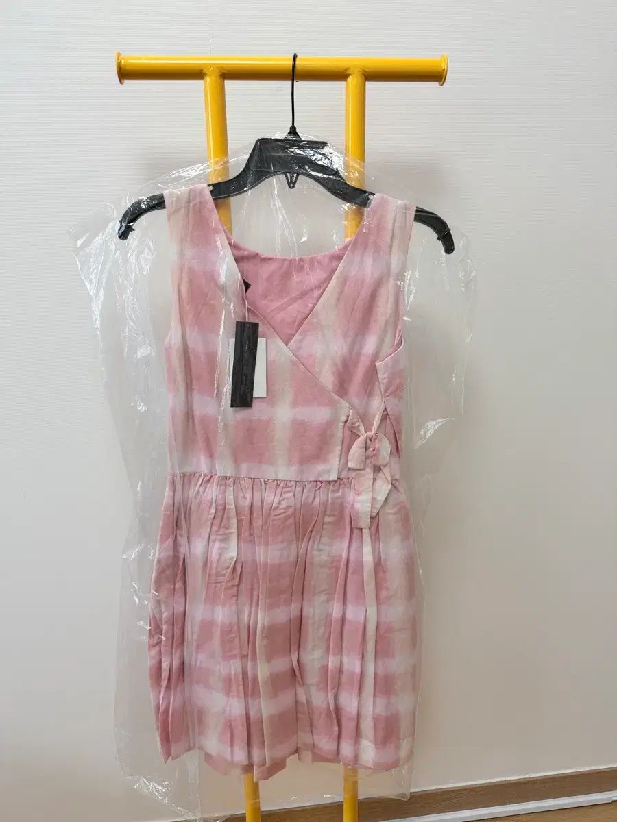 MARCJACOBS（マークジェイコブス）シルクONE PIECE (タグそのまま新品)