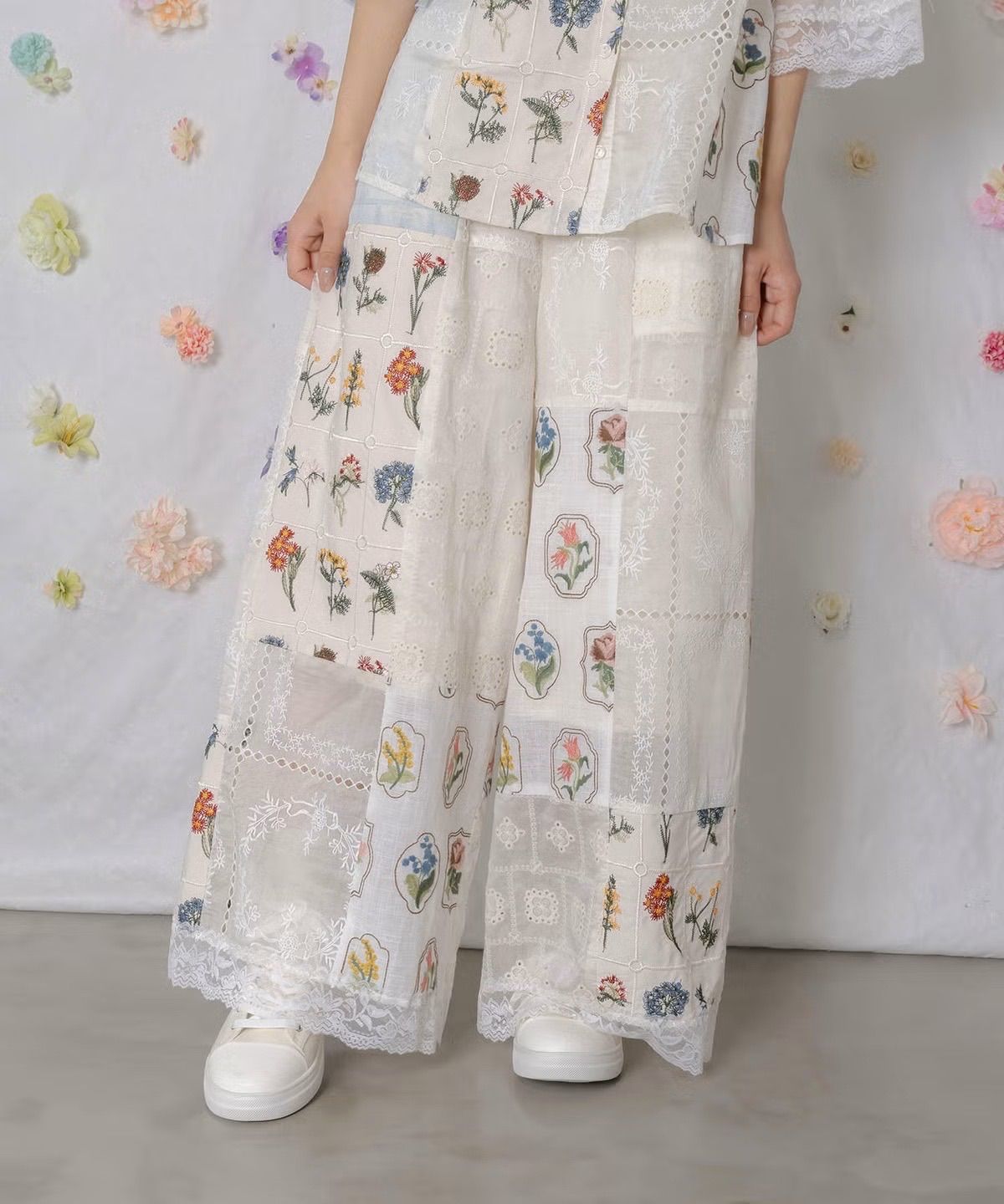 162602：花刺繍×コットンレース×シアー 異素材パンツ