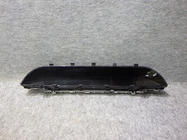 プリウス　スピードメーター　ZVW55　2017年　83800-47550　151071ｋｍ　260504008