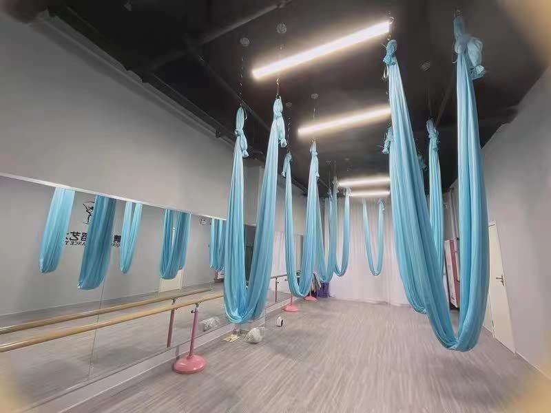 PRIOR FITNESS ヨガハンモックセット-5.5ヤード プレミアムローミッドストレッチナイロントリコットシルク生地、家庭用ヨガスイングキット、空中抗重力ヨガ、フライングヨガ、ヨガ倒立、柔軟性、体幹強化のための耐久性のあるエアリ [Light Blue]