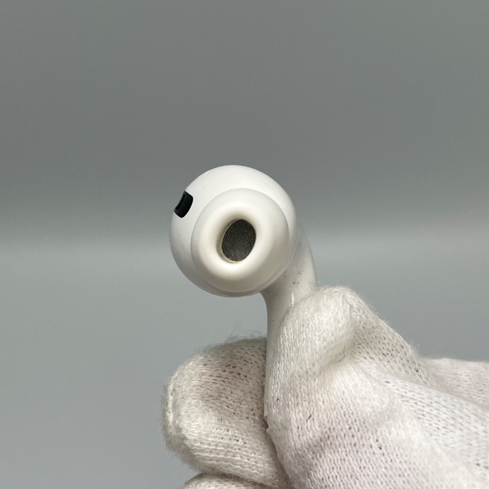 ジャンク品】Apple AirPods Pro 第1世代 MWP22J/A ホワイト ケース付き
