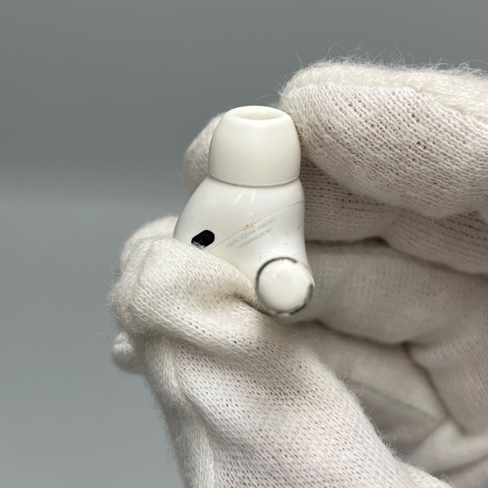 ジャンク品】Apple AirPods Pro 第1世代 MWP22J/A ホワイト ケース付き
