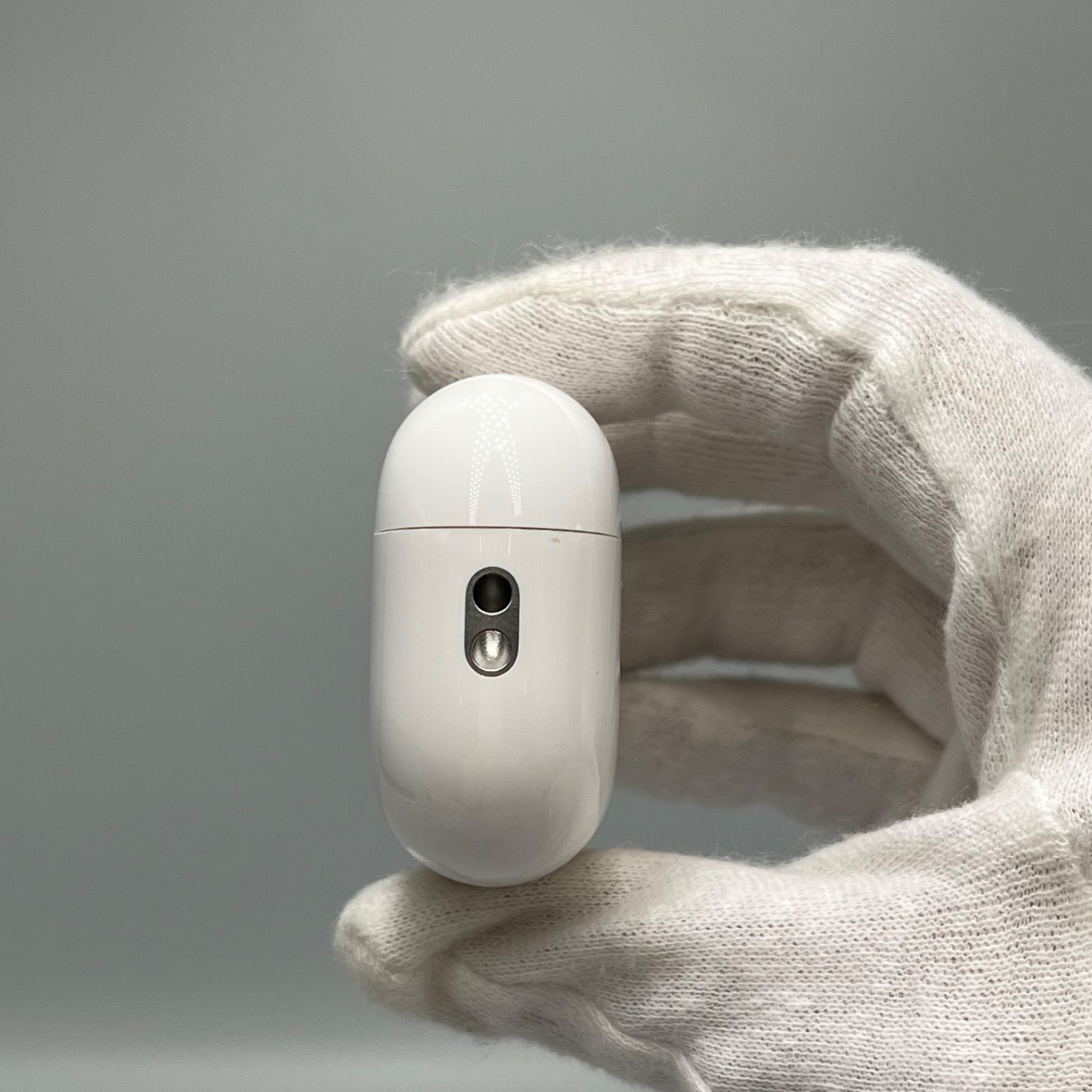 ジャンク品•美品】Apple AirPods Pro 第2世代 MagSafe充電ケース付き