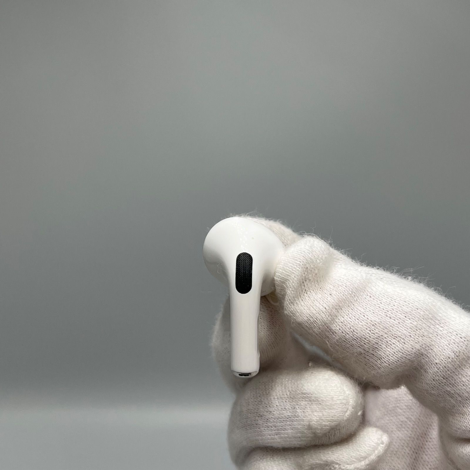 ジャンク品•美品】Apple AirPods Pro 第2世代 MagSafe充電ケース付き