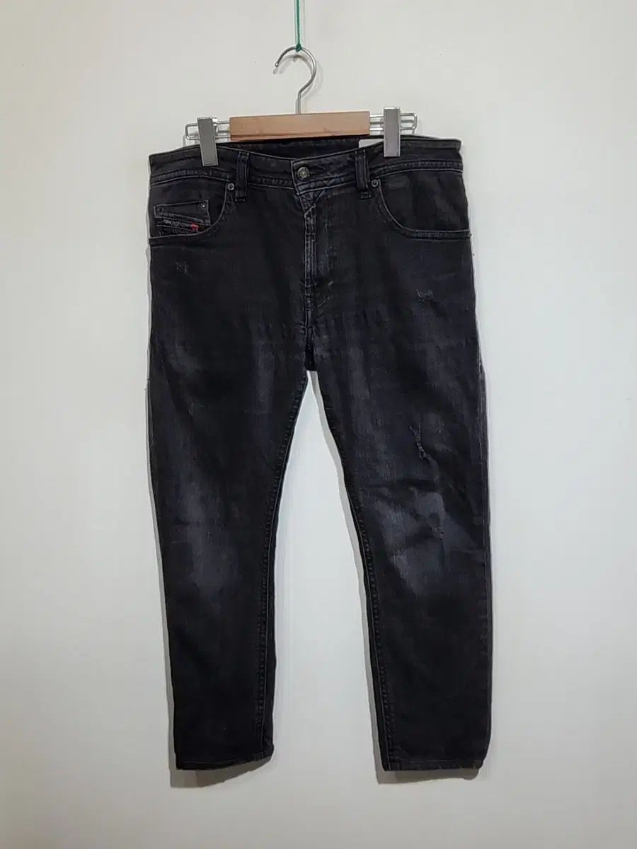 (31) DIESEL ディーゼル トゥー デニムパンツ ブラックジーン ストレッチ THOMMER デニムパンツ