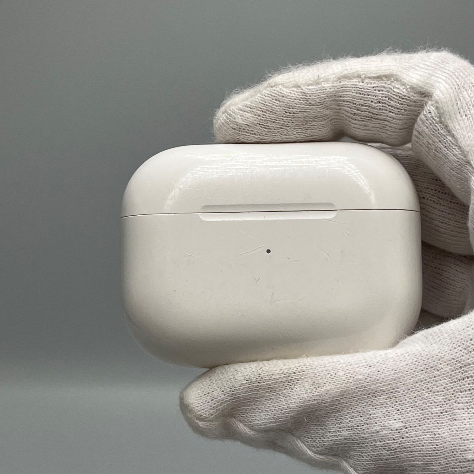 ジャンク品•美品】Apple AirPods Pro 第2世代 MagSafe充電ケース付き
