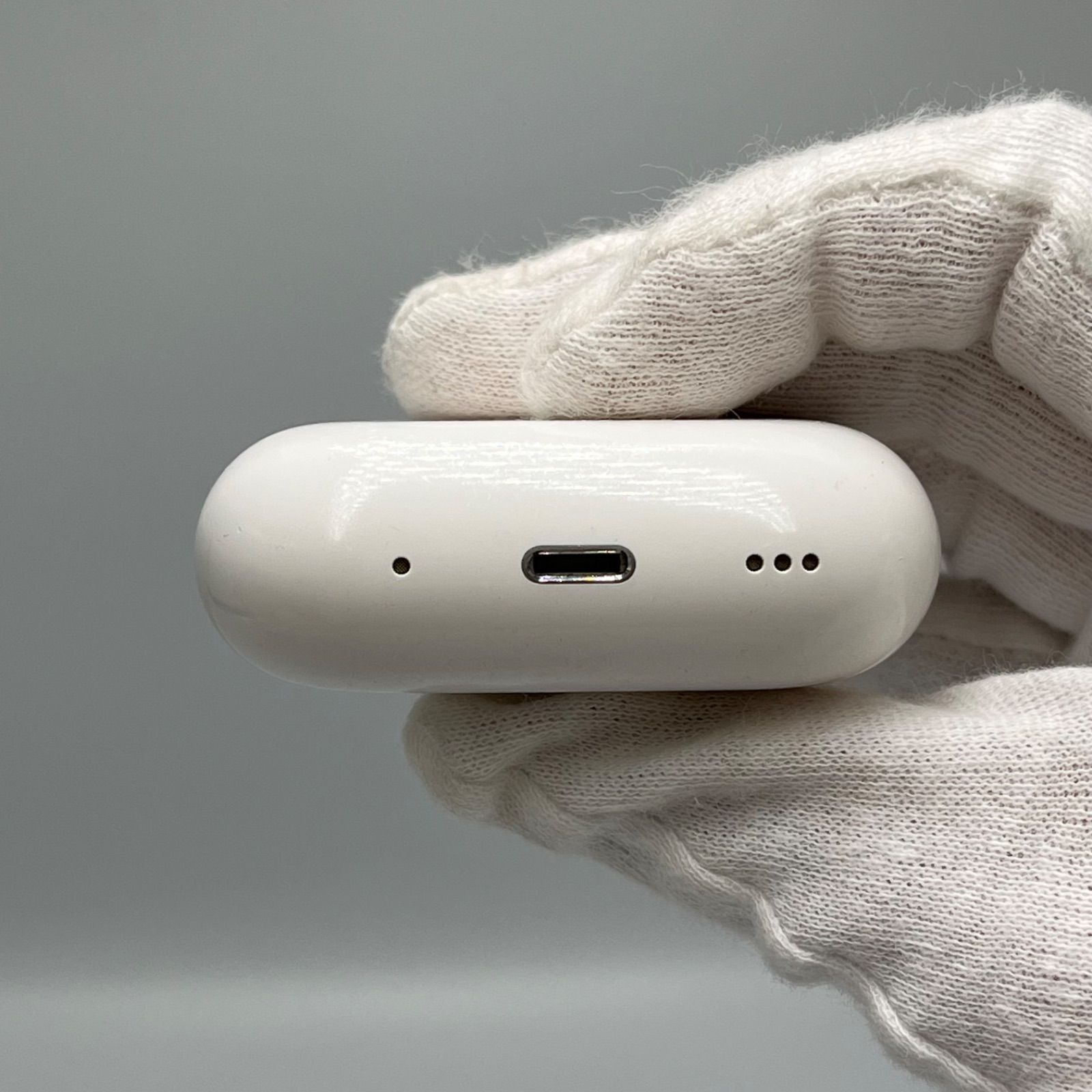 AirPods Pro 充電ケース付き（第二世代）　ジャンク品 ジャンク品•美品】Apple AirPods Pro 第2世代 MagSafe充電ケース付き