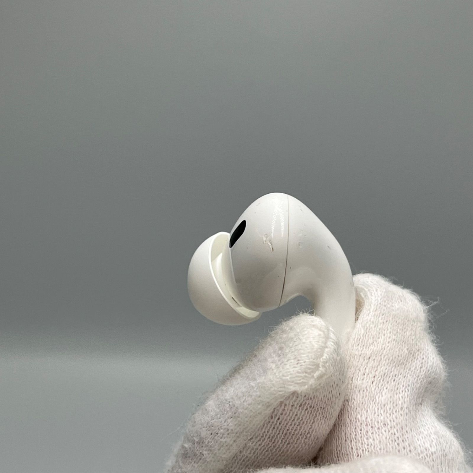 ジャンク品•美品】Apple AirPods Pro 第2世代 MagSafe充電ケース本体