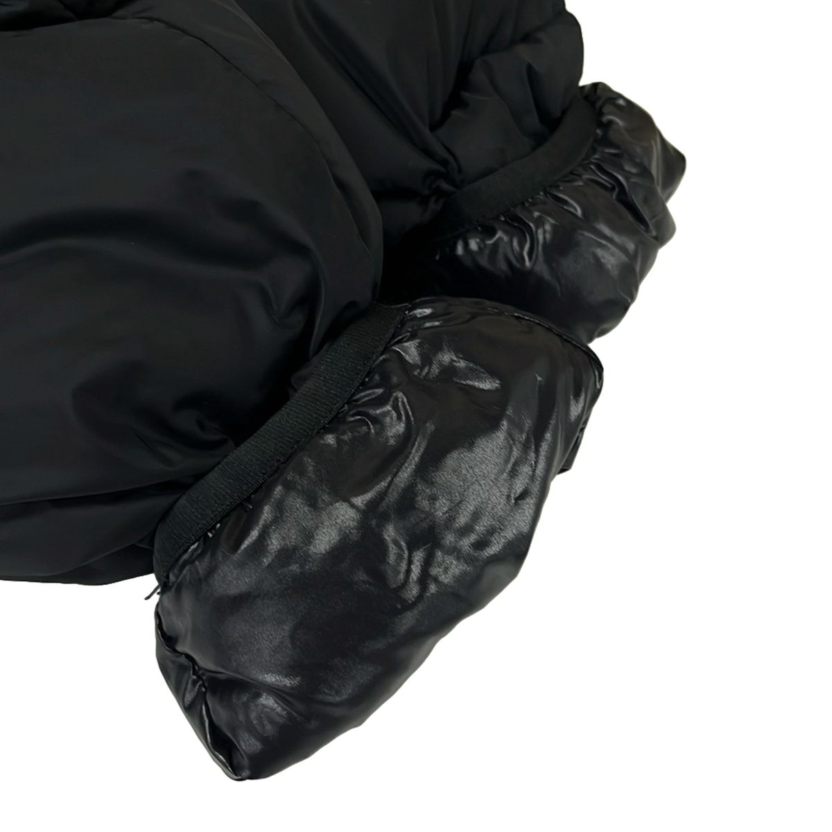MONCLER(モンクレール) ダウンジャケット サイズ2 M メンズ MONTCLA 黒 長袖/ジップアップ/冬 ダウン MONCLER(モンクレール) ダウンジャケット サイズ2 M メンズ MONTCLA 黒 長袖/ジップアップ/冬 ダウン