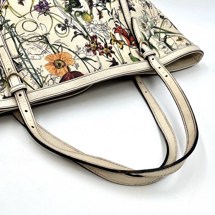 GUCCI(グッチ)フローラ トートバッグ ボタニカル フラワープリント レザー アイボリー系 ゴールド金具 レディース【中古】 GUCCI(グッチ)フローラ トートバッグ ボタニカル フラワープリント レザー アイボリー系 ゴールド金具 レディース【中古】