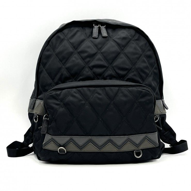 PRADA（プラダ）キルティング ナイロン バックパック リュックサック ブラック レザー シルバー金具 メンズ レディース【中古】