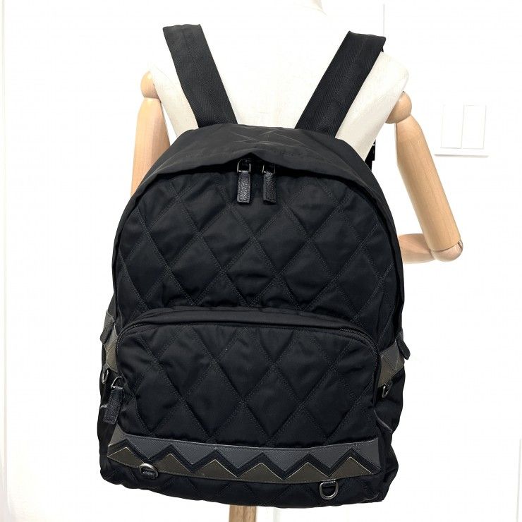 PRADA(プラダ)キルティング ナイロン バックパック リュックサック ブラック レザー シルバー金具 メンズ レディース【中古】 PRADA(プラダ)キルティング ナイロン バックパック リュックサック ブラック レザー シルバー金具 メンズ レディース【中古】