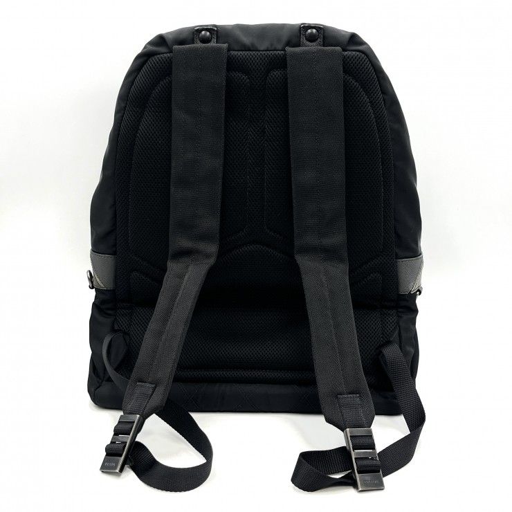 PRADA(プラダ)キルティング ナイロン バックパック リュックサック ブラック レザー シルバー金具 メンズ レディース【中古】 PRADA(プラダ)キルティング ナイロン バックパック リュックサック ブラック レザー シルバー金具 メンズ レディース【中古】
