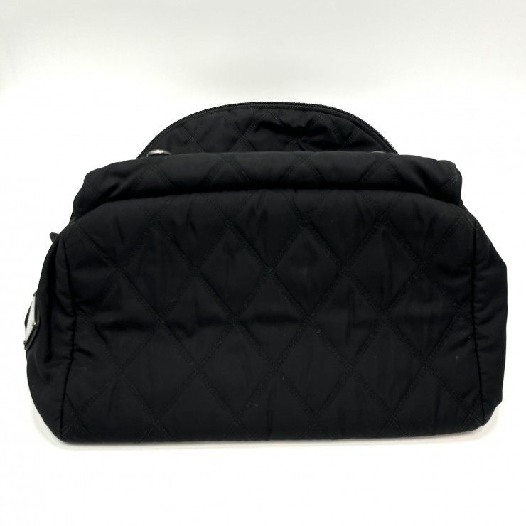 PRADA(プラダ)キルティング ナイロン バックパック リュックサック ブラック レザー シルバー金具 メンズ レディース【中古】 PRADA(プラダ)キルティング ナイロン バックパック リュックサック ブラック レザー シルバー金具 メンズ レディース【中古】