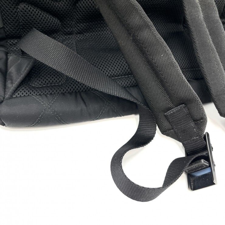 PRADA(プラダ)キルティング ナイロン バックパック リュックサック ブラック レザー シルバー金具 メンズ レディース【中古】 PRADA(プラダ)キルティング ナイロン バックパック リュックサック ブラック レザー シルバー金具 メンズ レディース【中古】
