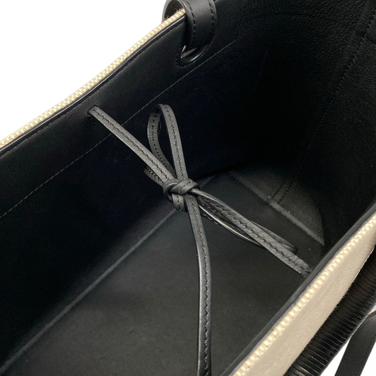 LOEWE(ロエベ) トートバッグ - A717S72X16 ベージュ×黒×マルチ スタジオジブリコラボ 千と千尋の神隠し/2way/刺繍 レザー