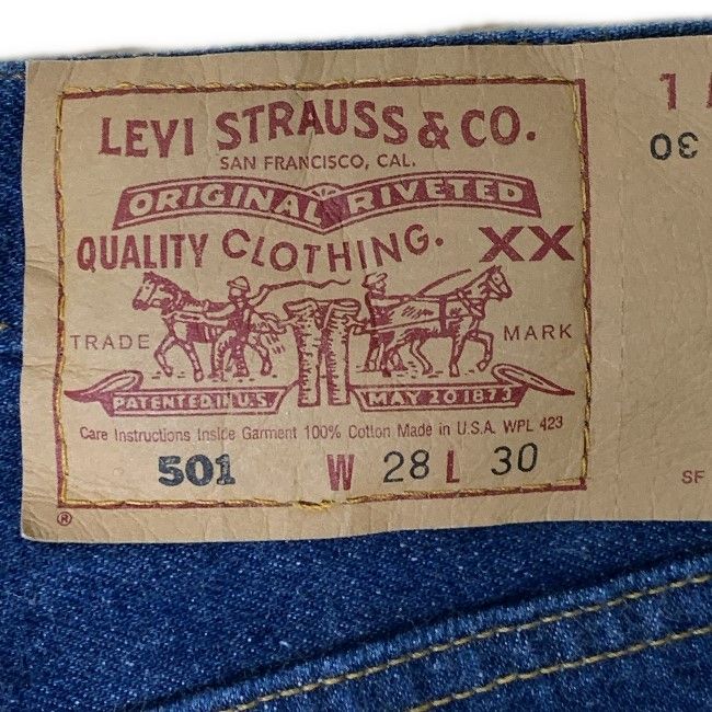 【中古】 Levi's デニムパンツ 90s vintage 90年代 OLD 501 刻印520 ボタンフライ Gパン ジーンズ カラーデニム USA製 アメカジ 古着 /1012 【中古】 Levi's デニムパンツ 90s vintage 90年代 OLD 501 刻印520 ボタンフライ Gパン ジーンズ カラーデニム USA製 アメカジ 古着 /1012
