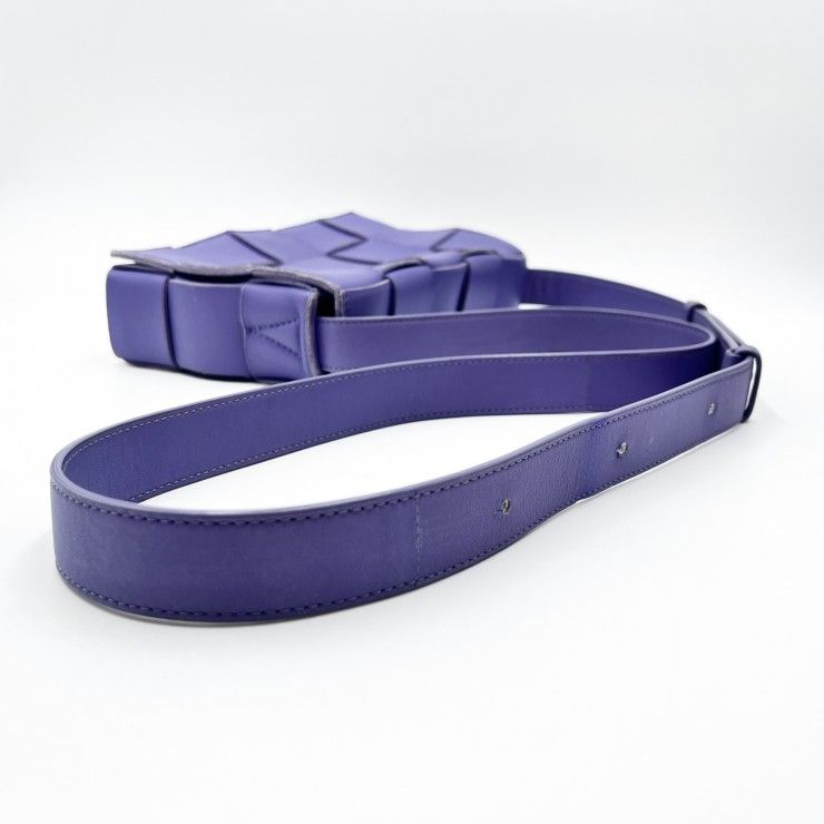 BOTTEGA VENETA(ボッテガヴェネタ)カセット ヴィンテージ ショルダーバッグ パープル ラムレザー レディース 【中古】 BOTTEGA VENETA(ボッテガヴェネタ)カセット ヴィンテージ ショルダーバッグ パープル ラムレザー レディース 【中古】