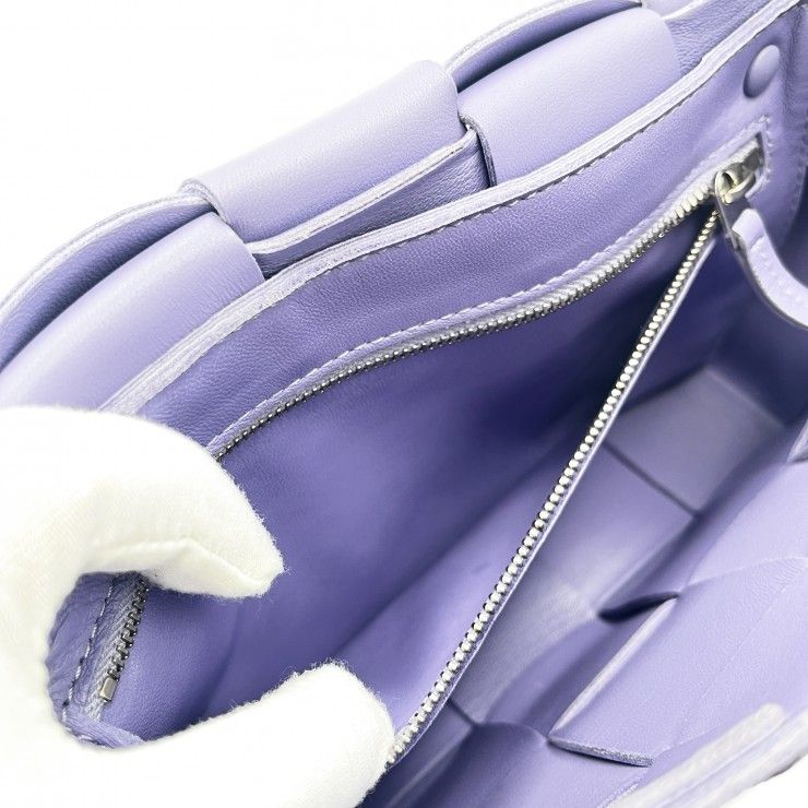 BOTTEGA VENETA(ボッテガヴェネタ)カセット ヴィンテージ ショルダーバッグ パープル ラムレザー レディース 【中古】 BOTTEGA VENETA(ボッテガヴェネタ)カセット ヴィンテージ ショルダーバッグ パープル ラムレザー レディース 【中古】