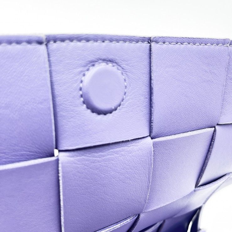 BOTTEGA VENETA(ボッテガヴェネタ)カセット ヴィンテージ ショルダーバッグ パープル ラムレザー レディース 【中古】 BOTTEGA VENETA(ボッテガヴェネタ)カセット ヴィンテージ ショルダーバッグ パープル ラムレザー レディース 【中古】