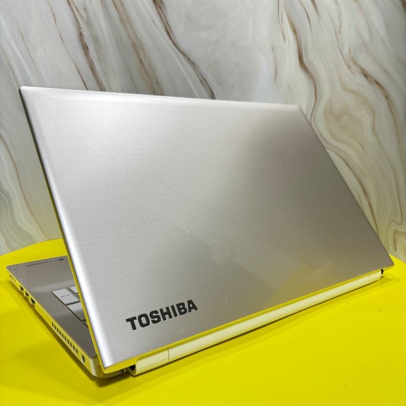 6世代i7/Win11ノートPC！Office付 SSD256GB dynabook - メルカリ