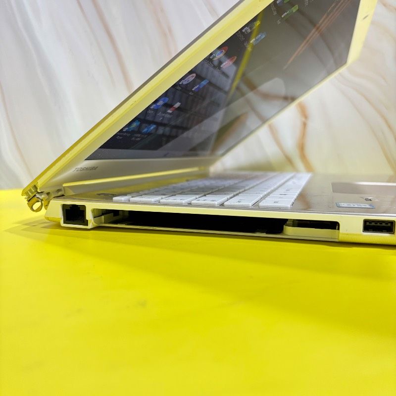 爆速！6世代Core i7★Win11ノートパソコン【Office付‼】★新品爆速SSD256GB★ エクセル・ワード