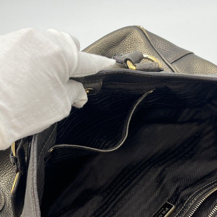 PRADA(プラダ)ハンドバッグ トートバッグ ブロンズ レザー ゴールド金具 レディース イタリア製【中古】 PRADA(プラダ)ハンドバッグ トートバッグ ブロンズ レザー ゴールド金具 レディース イタリア製【中古】