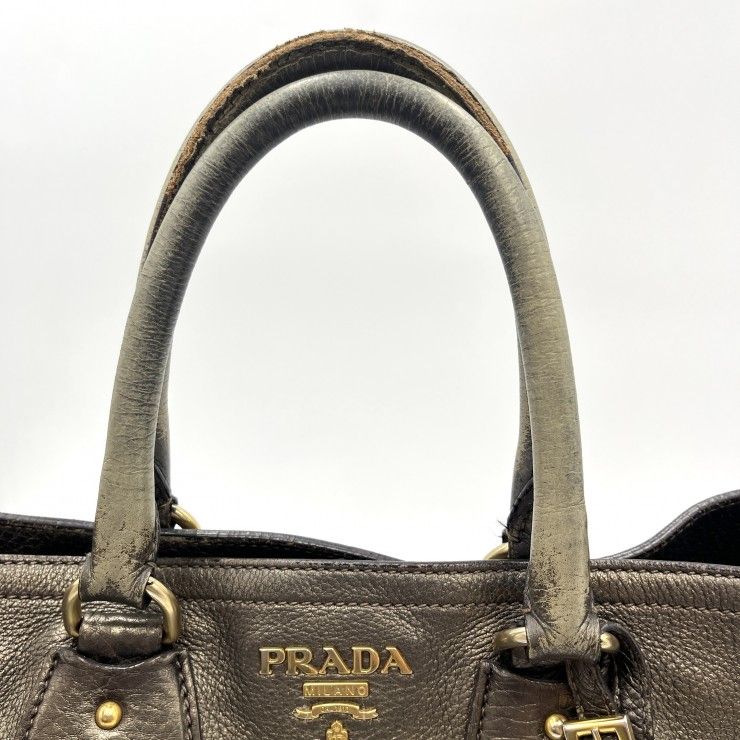 PRADA(プラダ)ハンドバッグ トートバッグ ブロンズ レザー ゴールド金具 レディース イタリア製【中古】 PRADA(プラダ)ハンドバッグ トートバッグ ブロンズ レザー ゴールド金具 レディース イタリア製【中古】