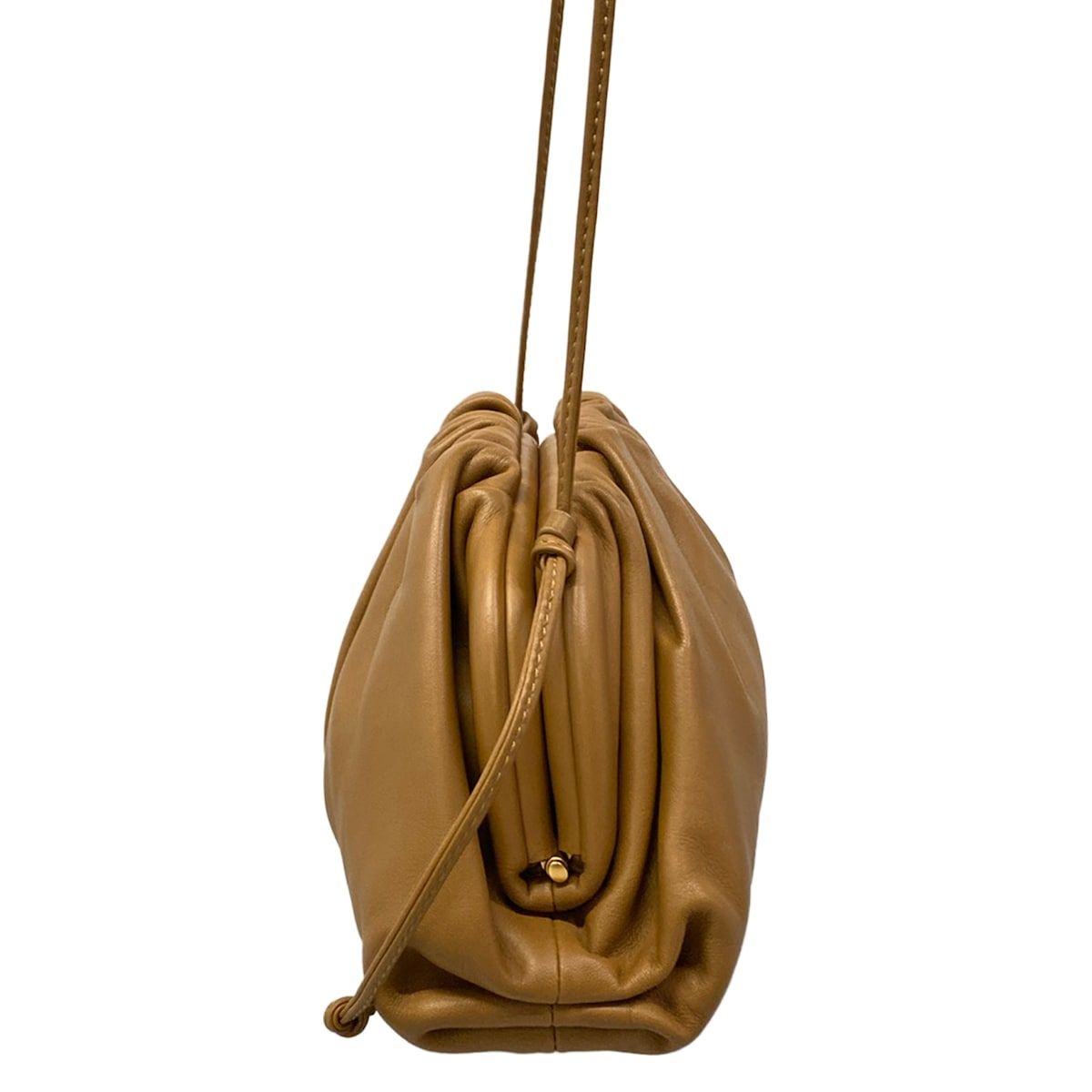 BOTTEGA VENETA(ボッテガヴェネタ) ショルダーバッグ ザ・ポーチ ライトブラウン レザー BOTTEGA VENETA(ボッテガヴェネタ) ショルダーバッグ ザ・ポーチ ライトブラウン レザー