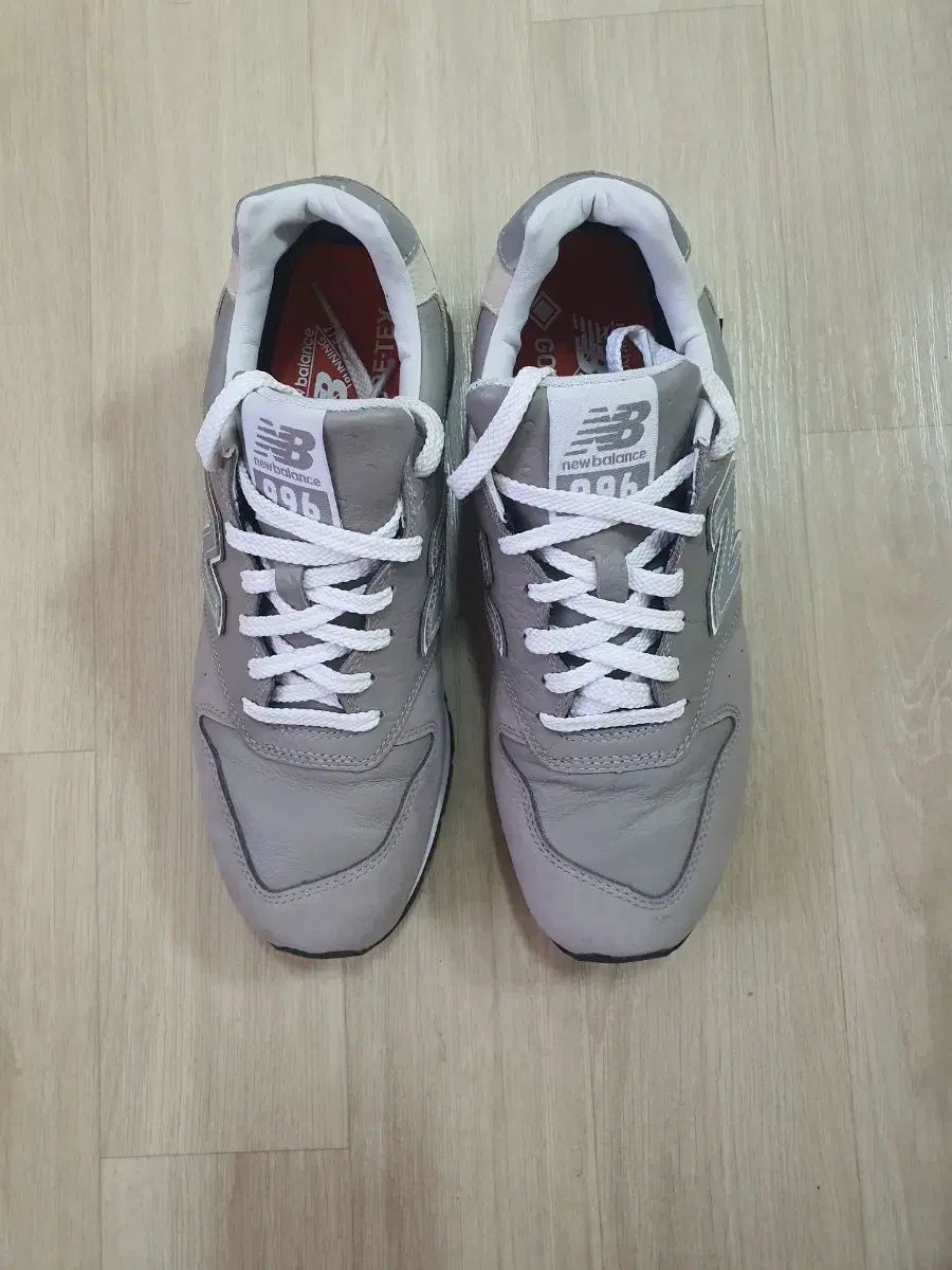 New Balance ニューバランス 996 グレー ゴアテックス スニーカー