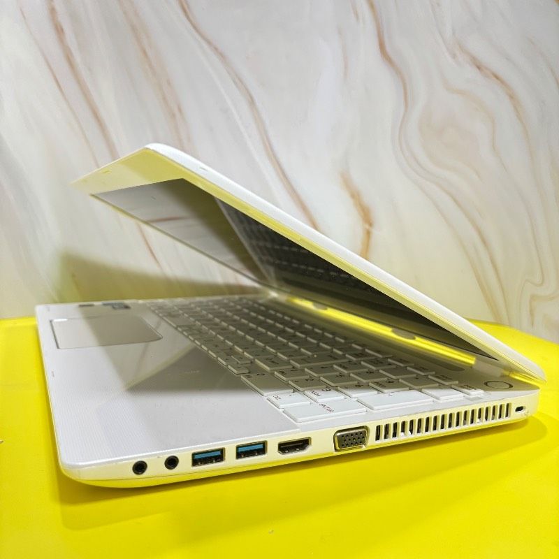 Core i7/8GB/SSD搭載 dynabook 美品 Win11 - メルカリ
