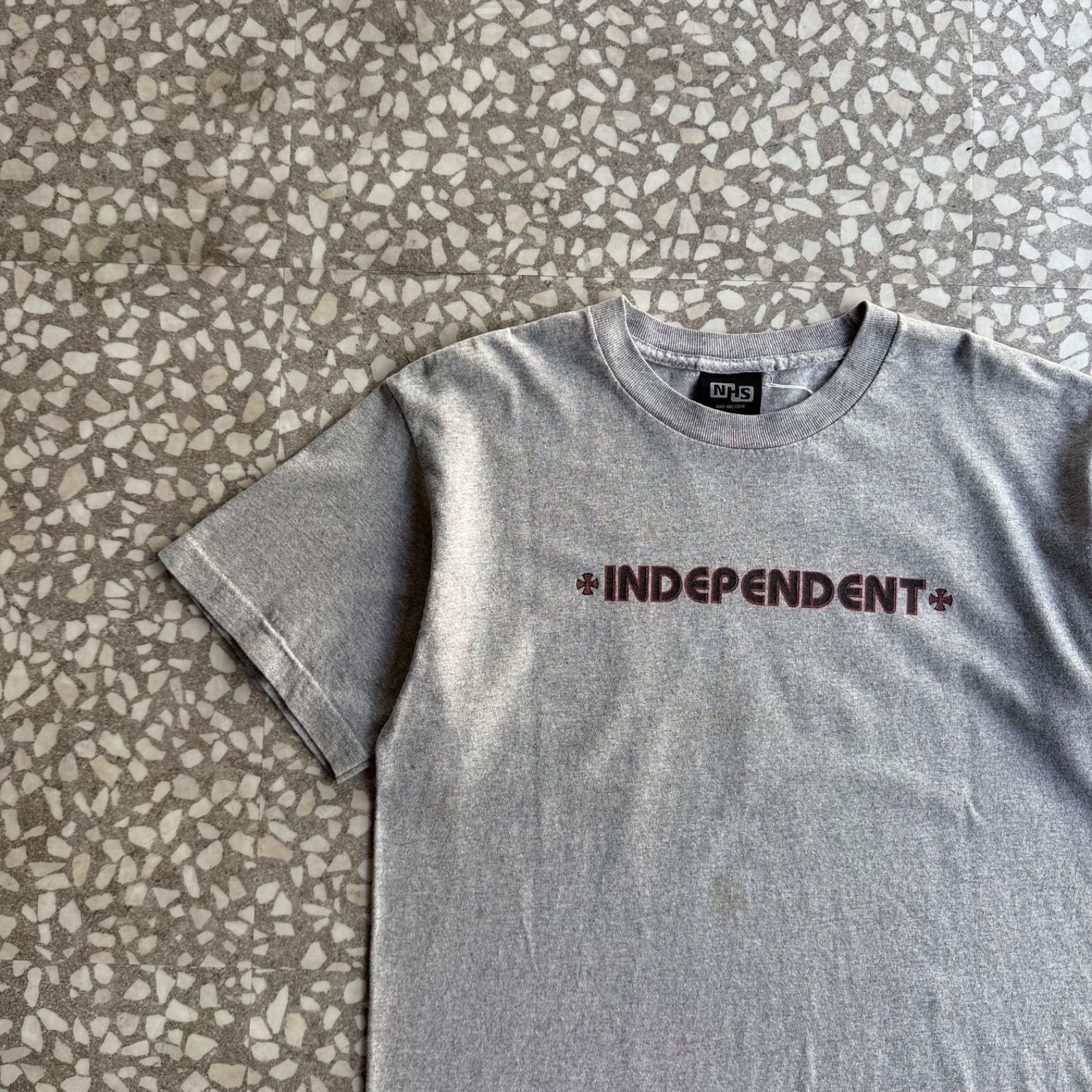 NHS / 90's- INDEPENDENT print T-shirt 【人気NHSタグ】オールドindependentアイアンクロスTシャツストリート FJ sk8　横ノリ