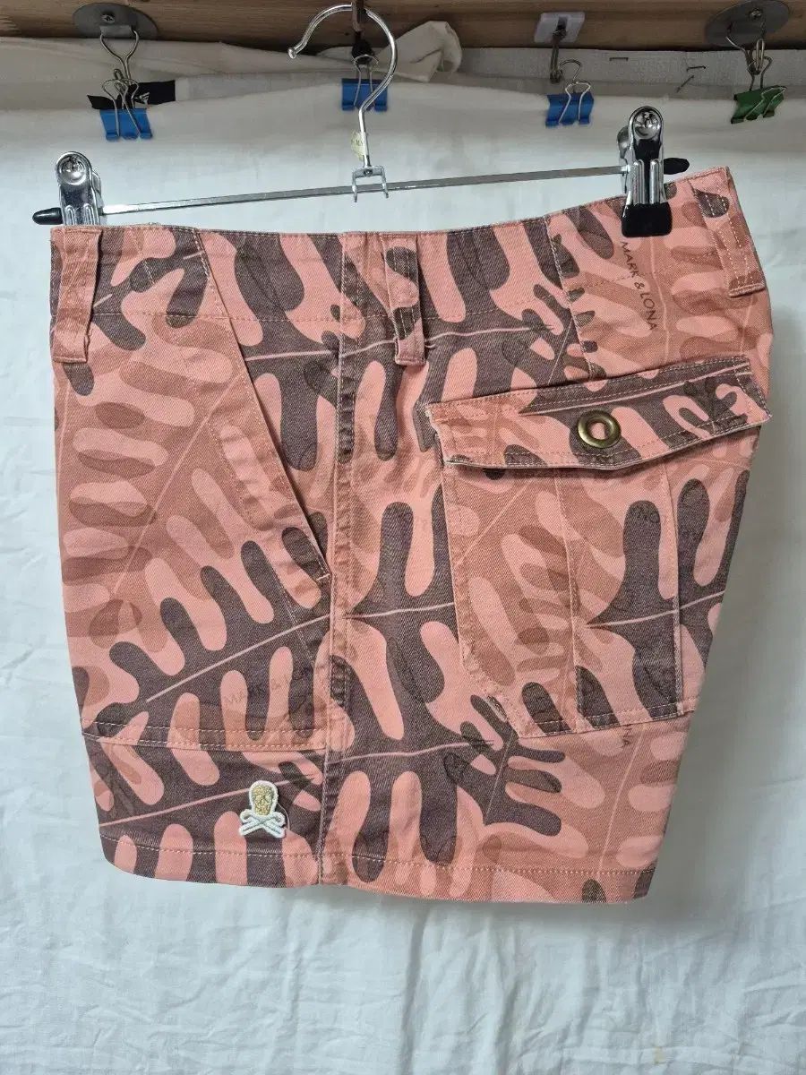 MARK & LONA マークアンドロナ ピンク カモフラージュ ショートパンツ M 73