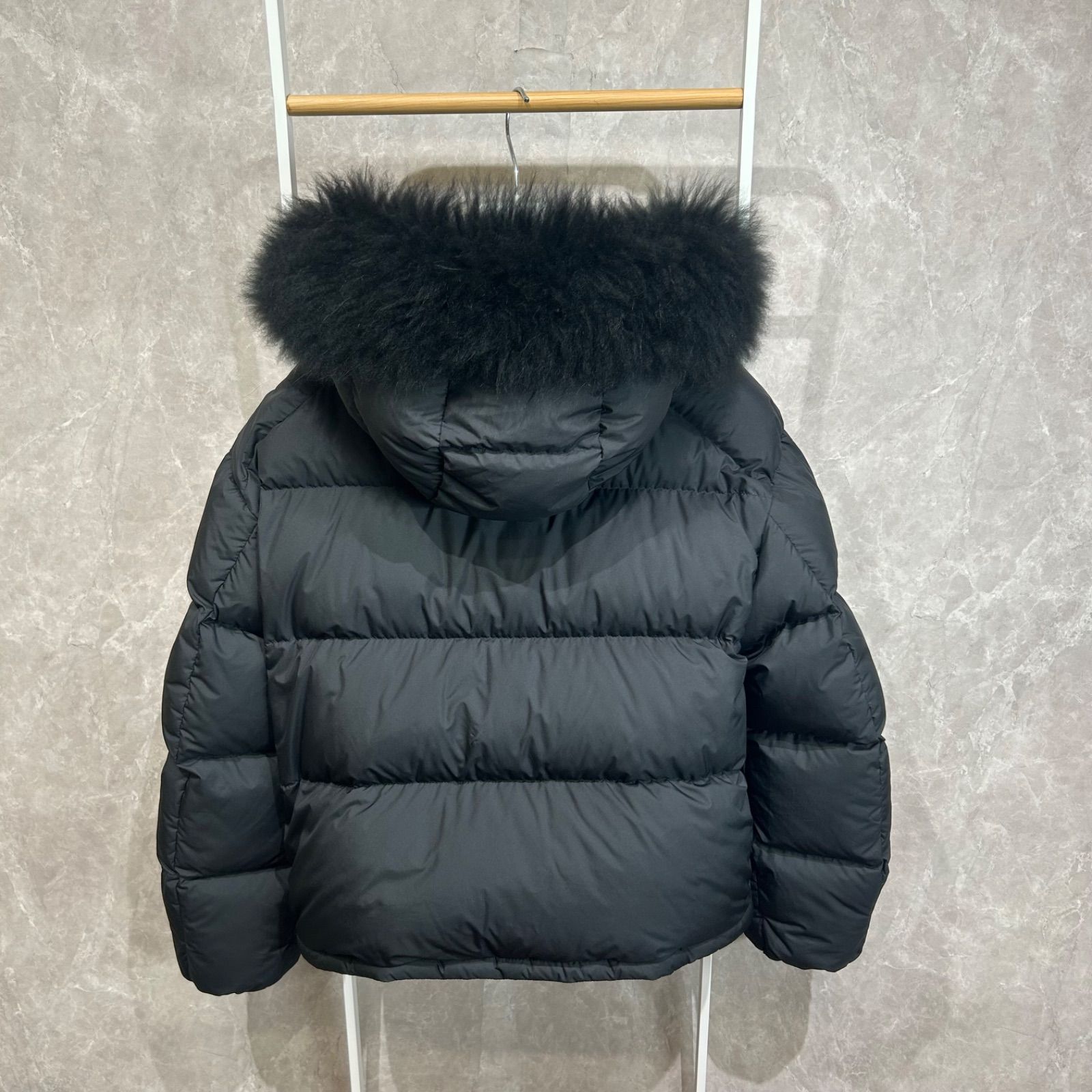 23-24AW】【美品】MONCLER モンクレールダウンジャケットフード付き 