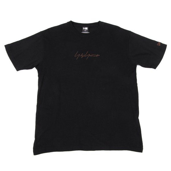 Yohji Yamamoto×New Era  ヨウジヤマモト ニューエラ 17AW シグネチャーロゴ刺繍Tシャツ ブラック S FK-T04-077 Yohji Yamamoto × New Era® Spring & Summer 2022 | Yohji Yamamoto