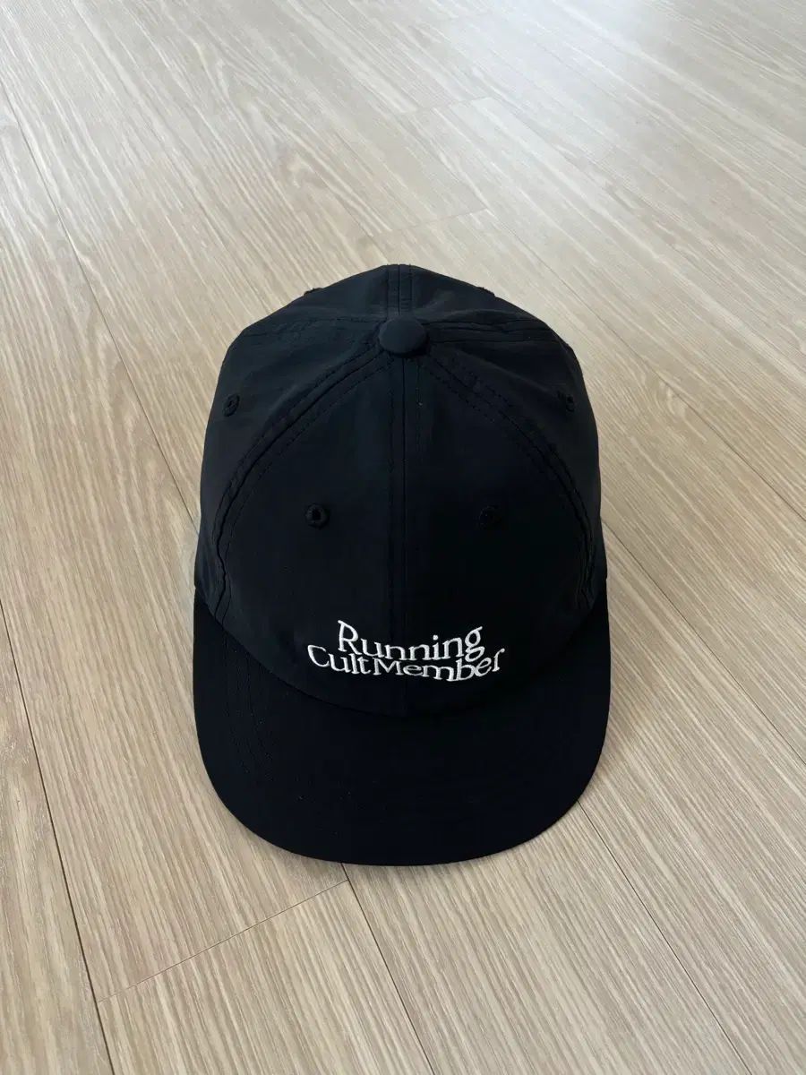 SATISFY ピースシェル ランニング キャップ 出品