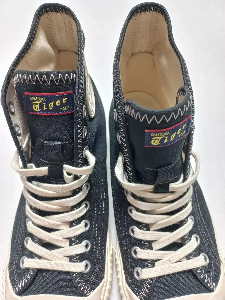 オニツカタイガー ブラック ハイトップ スニーカー 270 未使用