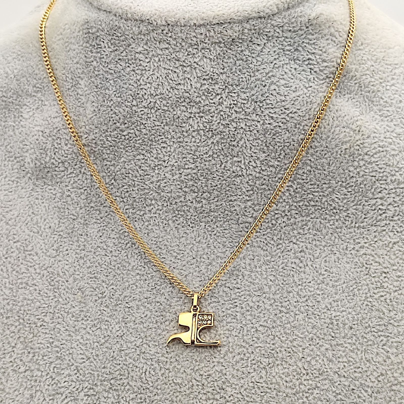 美品】クレージュ Courreges ラインストーンロゴネックレス ゴールド 