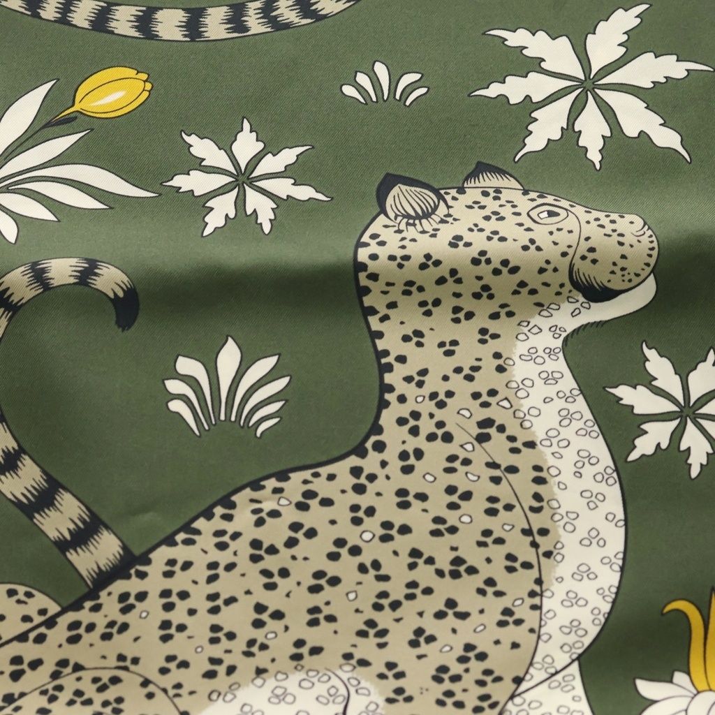 HERMES (エルメス) LES LEOPARDS レオパード マキシツイリー グリーン