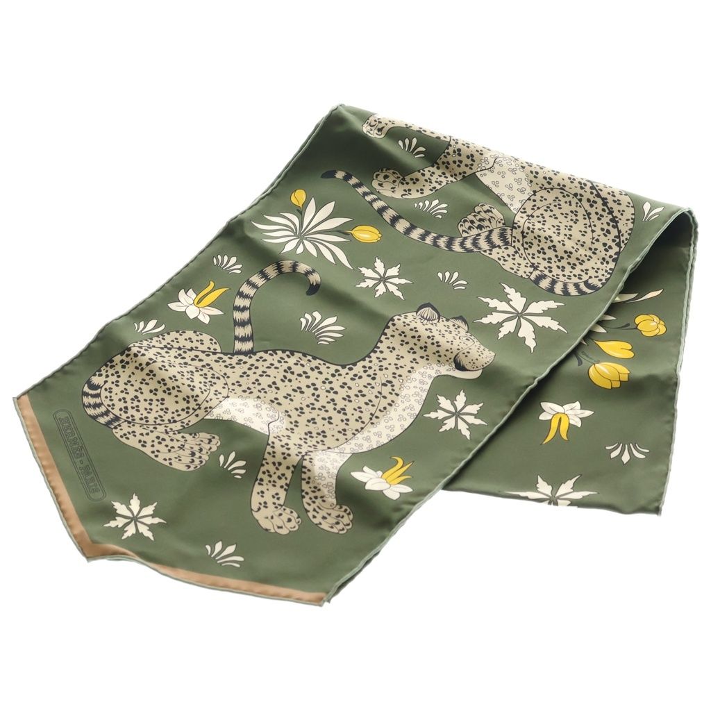 HERMES (エルメス) LES LEOPARDS レオパード マキシツイリー グリーン シルク スカーフ