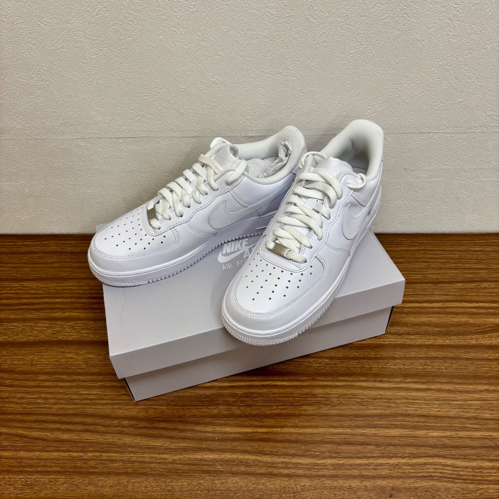 (b) 【新品未使用】NIKE AIR FORCE 1 '07 ナイキ エア フォース 1 '07 CW2288-111 メンズ スニーカー ホワイト カジュアルシューズ 27㎝ /10068 12,210円
