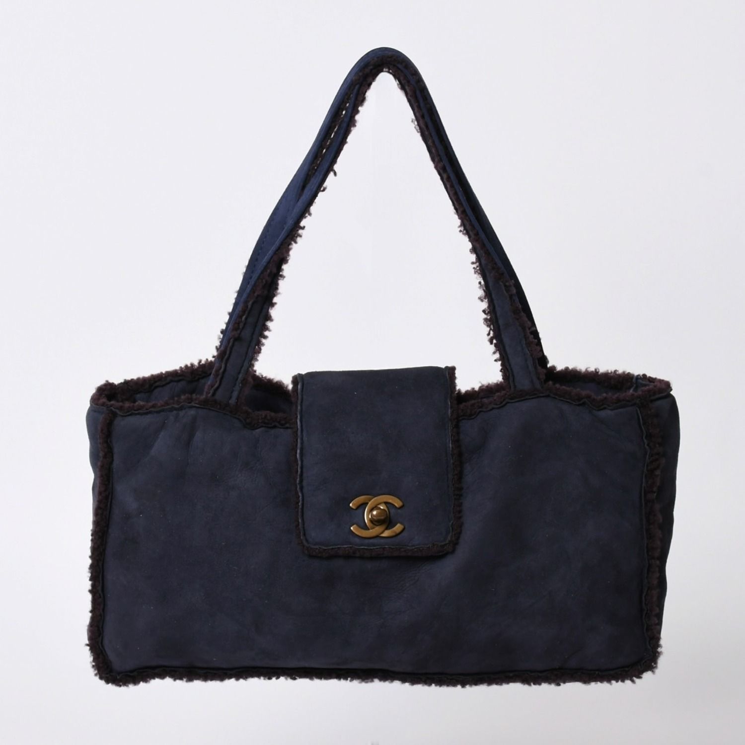 極美品 CHANEL シャネル ムートン シアリング ワンショルダーバッグ 5番台 ココマーク ヌバック アンティークゴールド金具 中古 4a001676