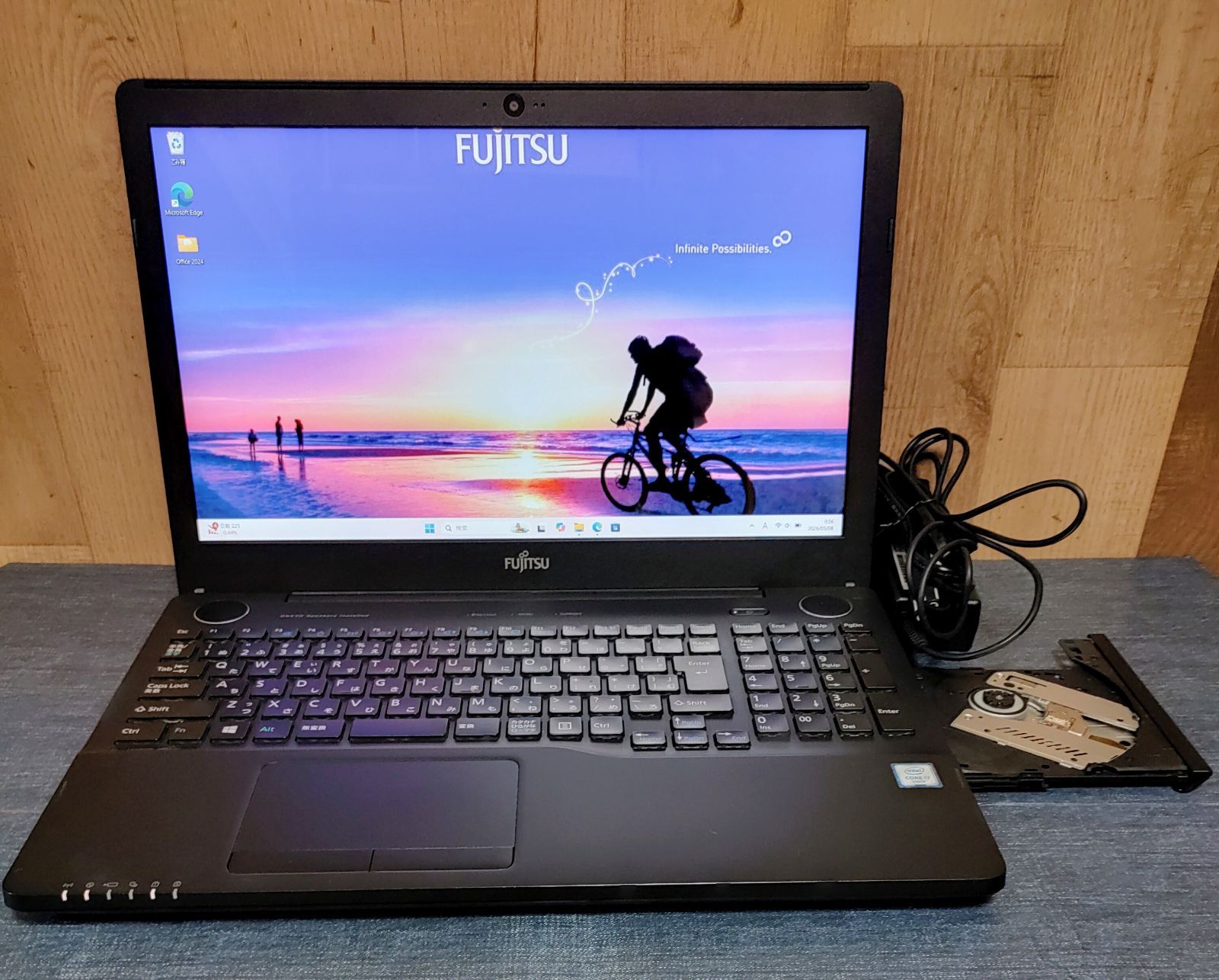 FUJITSU LIFEBOOK Corei7 メモリ8GB SSD256GB フルHD ブルーレイ 大
