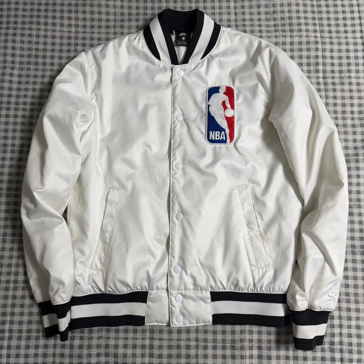 (S) NIKE ナイキ NBA ブルゾン ジャケット 白