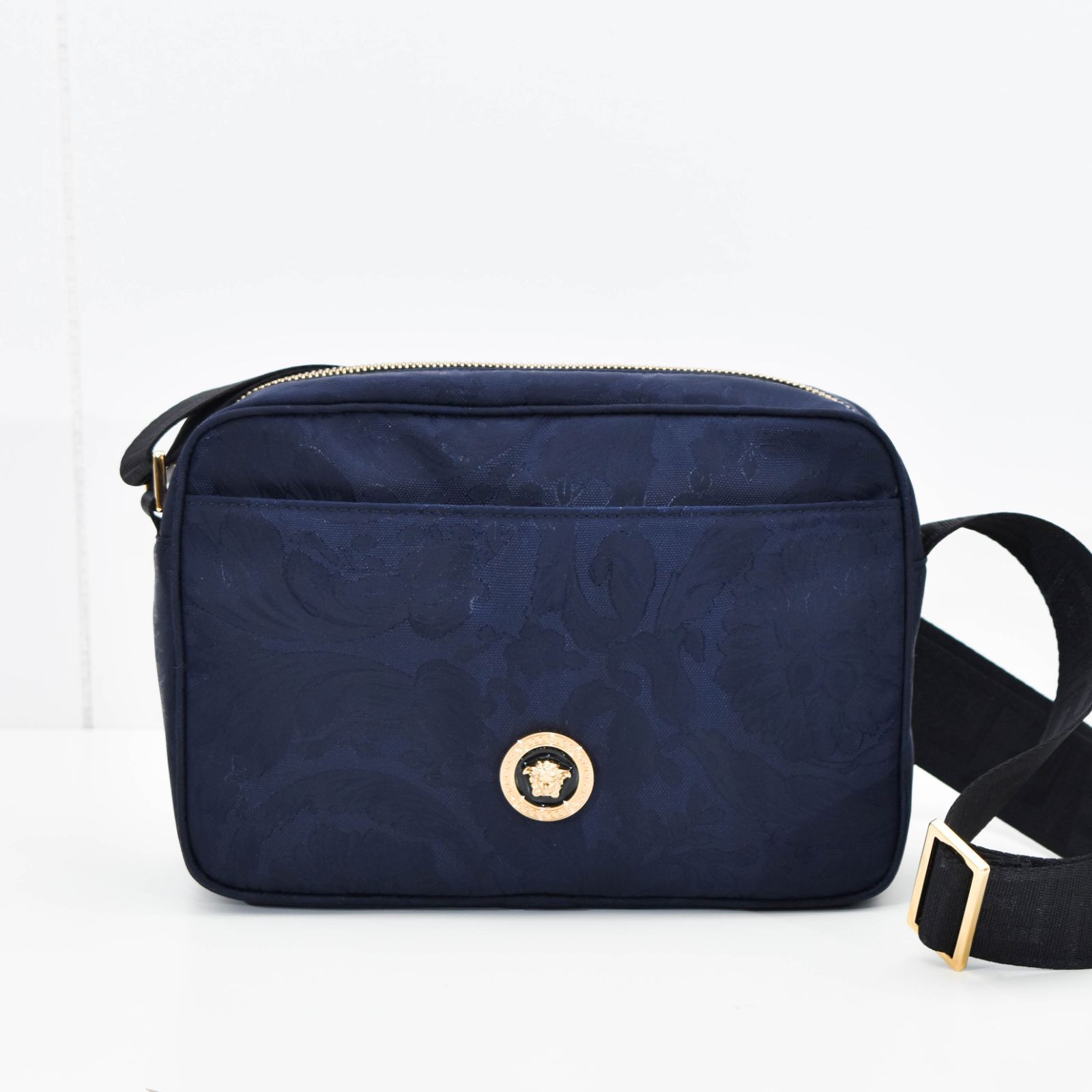 ヴェルサーチ バッグ メンズ ショルダーバッグ バロック VERSACE 1023363 ヴェルサーチ バッグ メンズ ショルダーバッグ バロック VERSACE 1023363