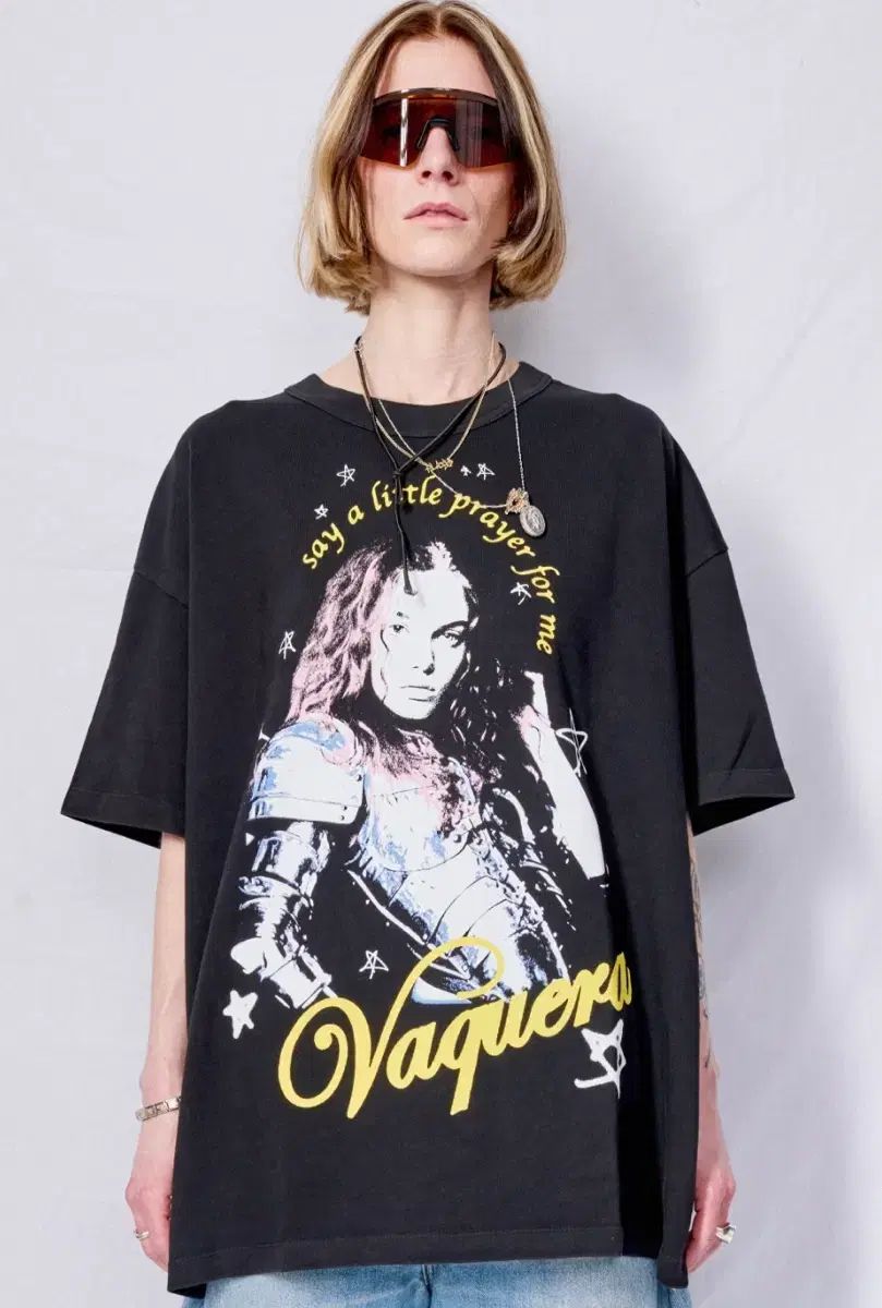 Vaquera (バケラ) Joan of Arc (ジャンヌ・ダルク) Tシャツ