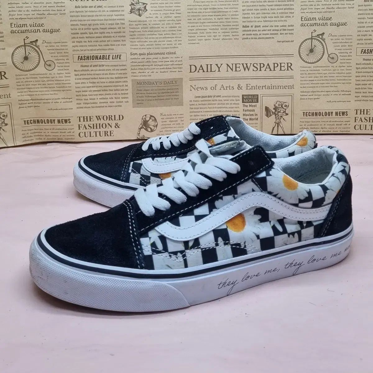 VANS オールドスクール LOVE ME スニーカー 245