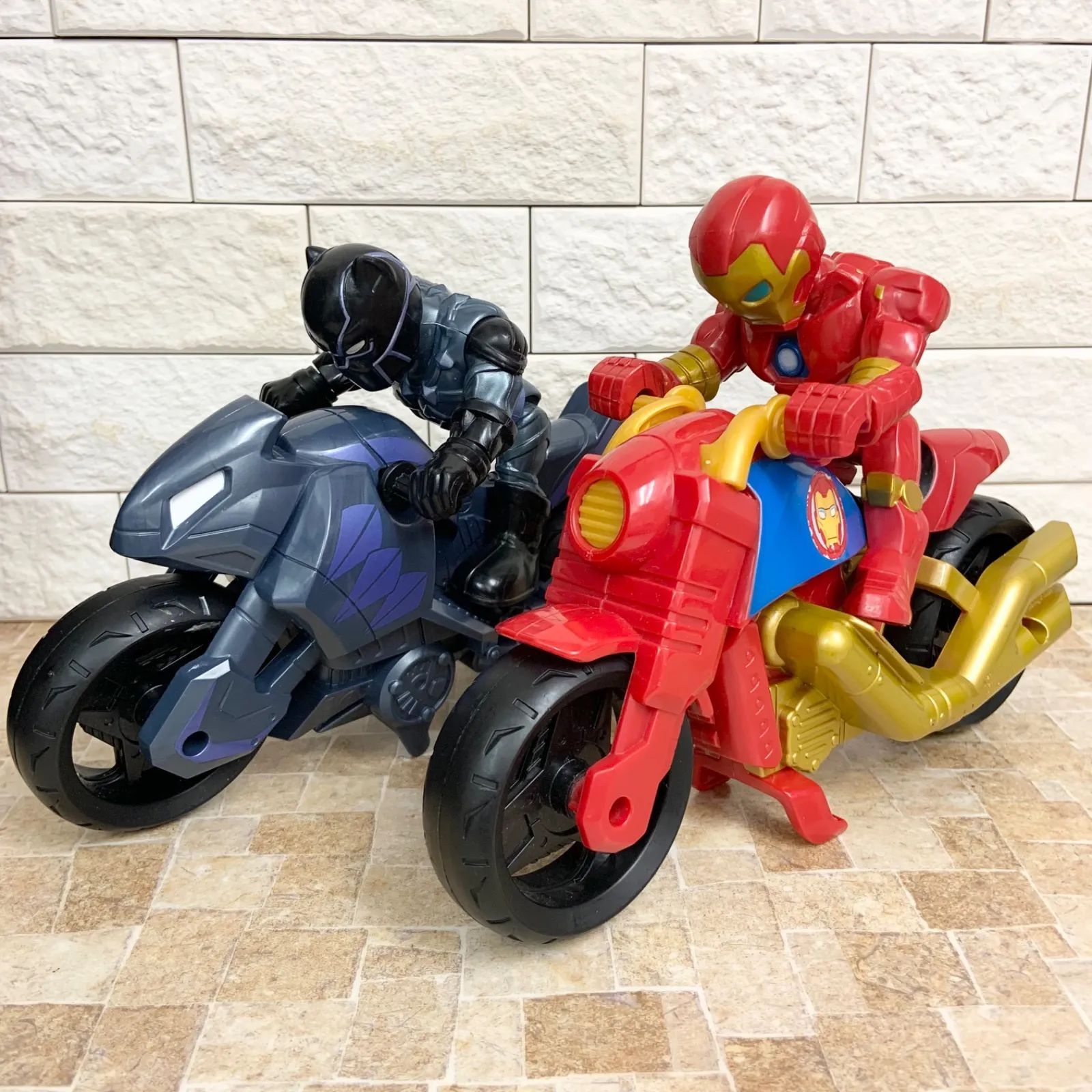 2つセット】MARVEL マーベル フィギュア&バイクセット アイアンマン 